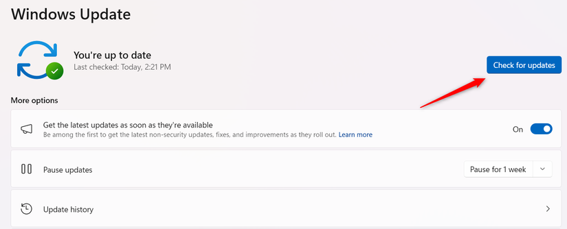/de/images/04-checking-for-updates-in-the-settings-app-on-windows.png