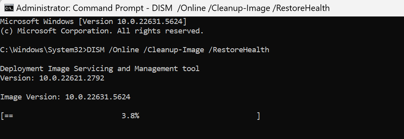 /de/images/3-running-the-dism-scan-in-the-command-prompt-on-windows.png