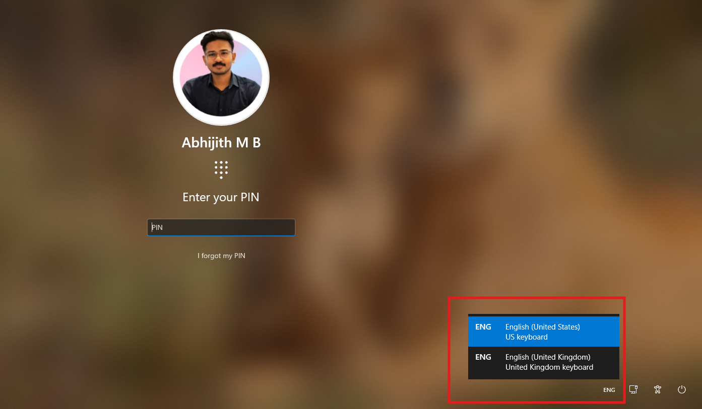 /de/images/Windows-11-login-screen-has-Windows-8-elements-while-changing-keyboard-layout.png