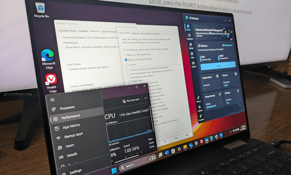 /de/images/shows-laptop-running-PC-Manager-Task-Manager-sysdm.png