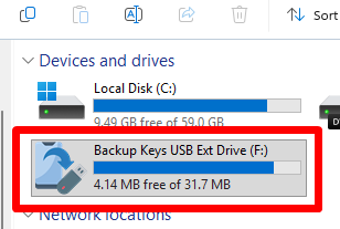 /fr/images/set-a-custom-icon-for-a-removable-usb-drive.png.webp