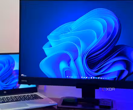 /fr/images/windows-11-desktop-and-laptop.png