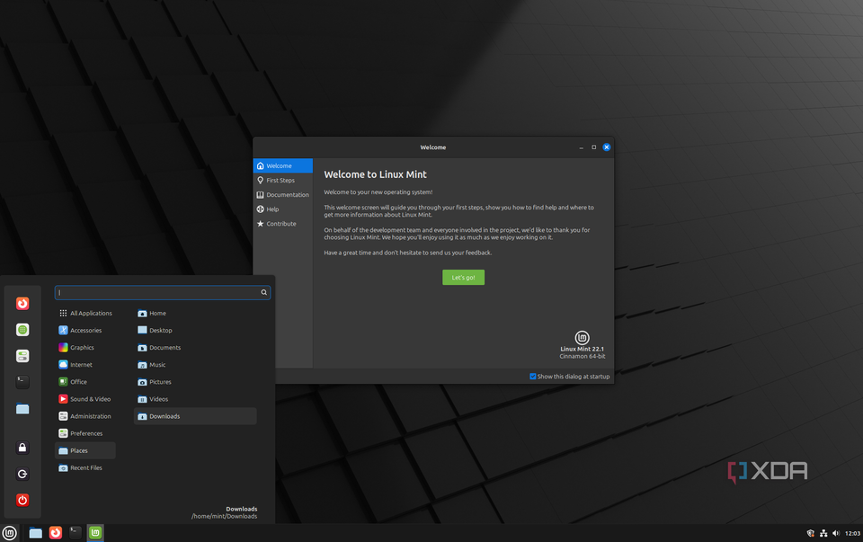 /images/1-shows-mint-linux-cinnamon-desktop.png