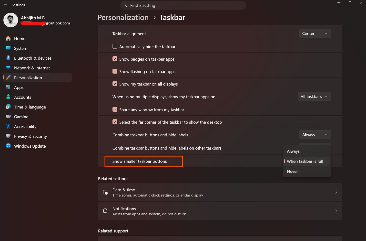 /images/Show-smaller-taskbar-buttons-option.png
