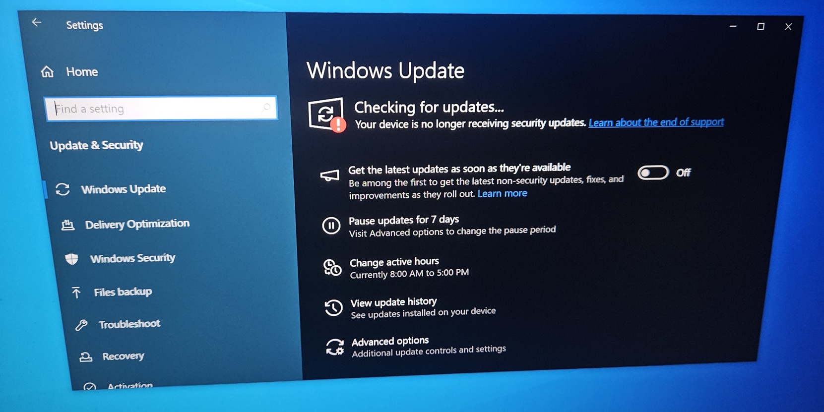 /images/Windows-10-end-of-support-error.jpg