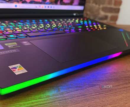 /images/acer-predator-helios-18-ai-rgb.jpg