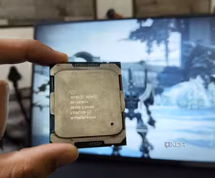 /images/intel-xeon-2.jpg