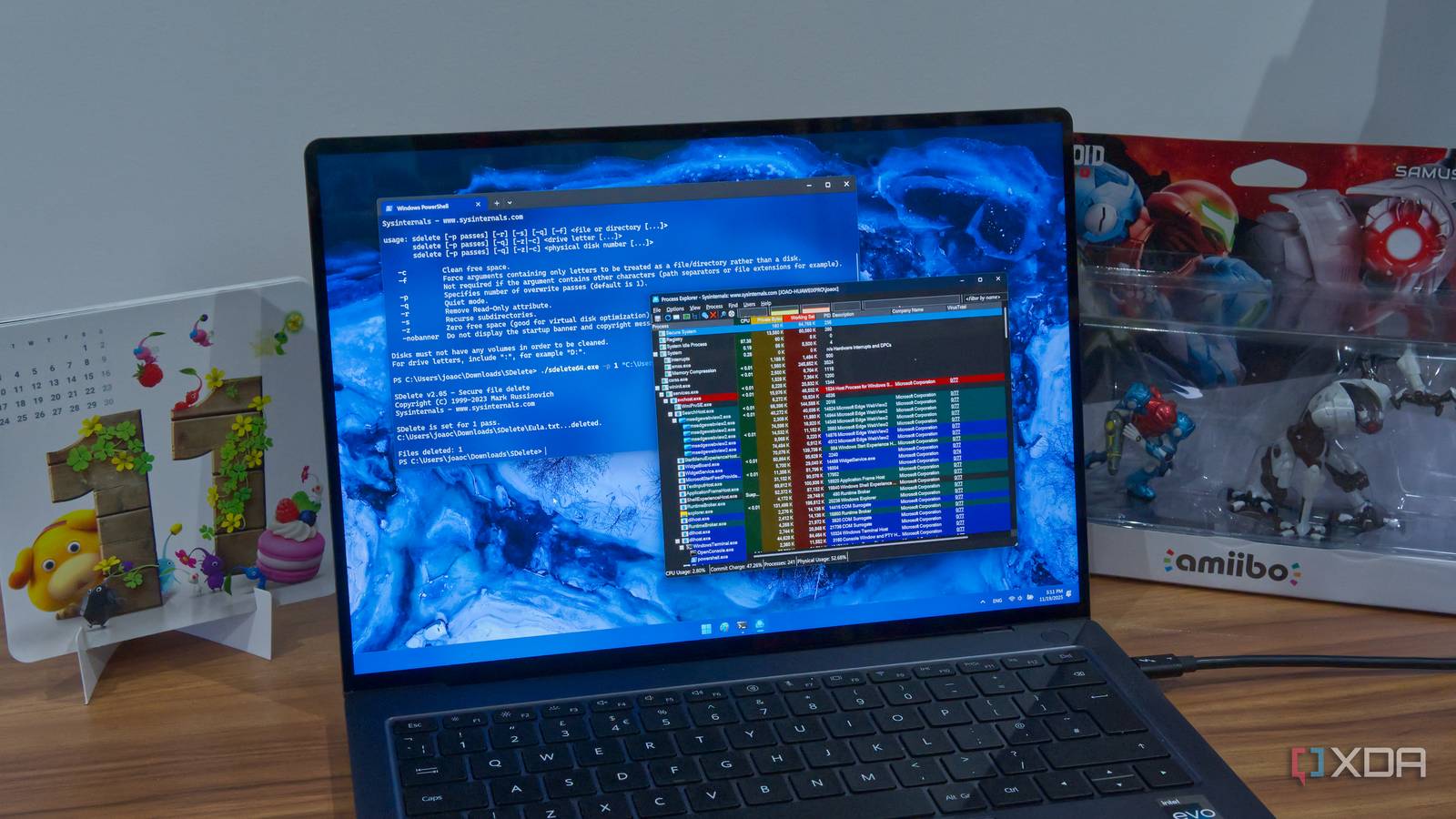 /images/laptop-with-sysinternals.jpg