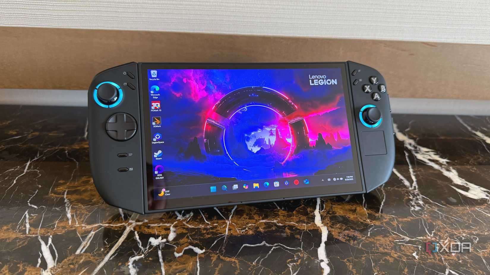 /images/lenovo-legion-go-2-2.jpg