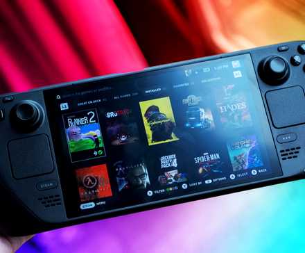 /images/reasons-to-pick-a-gaming-handheld-over-a-pc.jpg