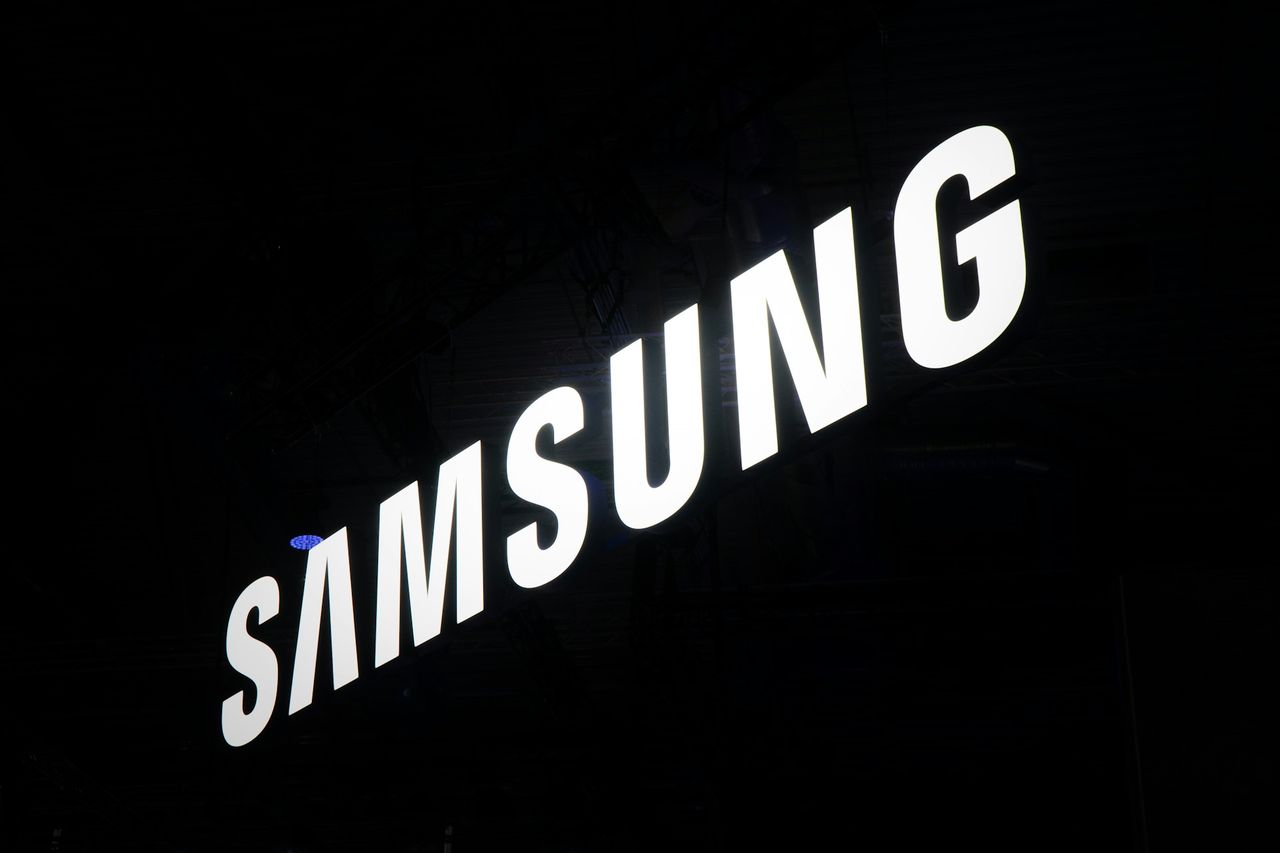/images/samsung-smart-glasses.jpg