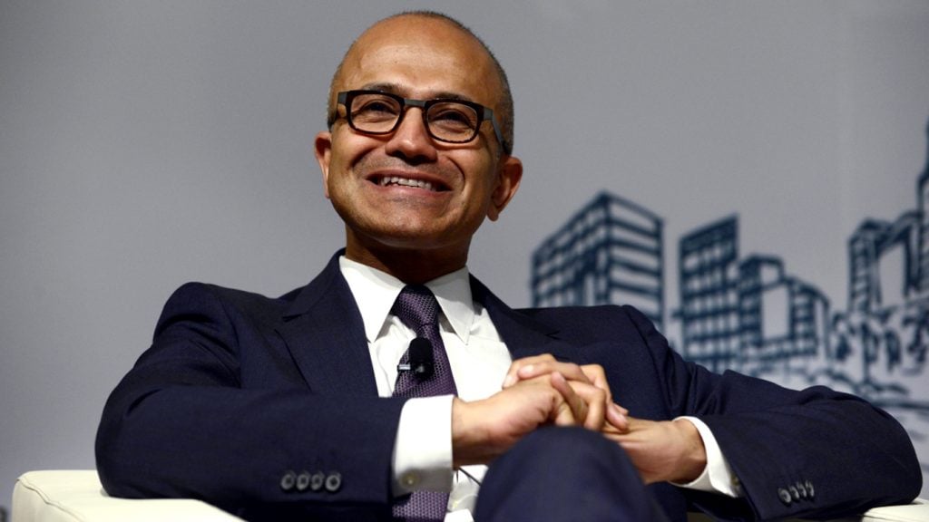 /images/satya-nadella-xbox-microsoft.jpg