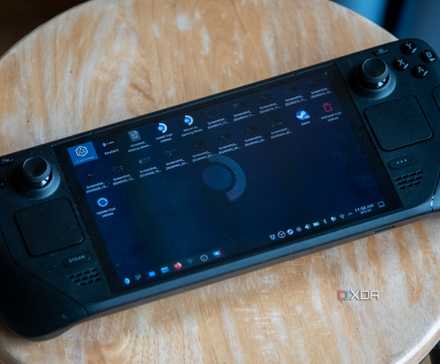 /images/steam-deck-oled-desktop-mode.jpg