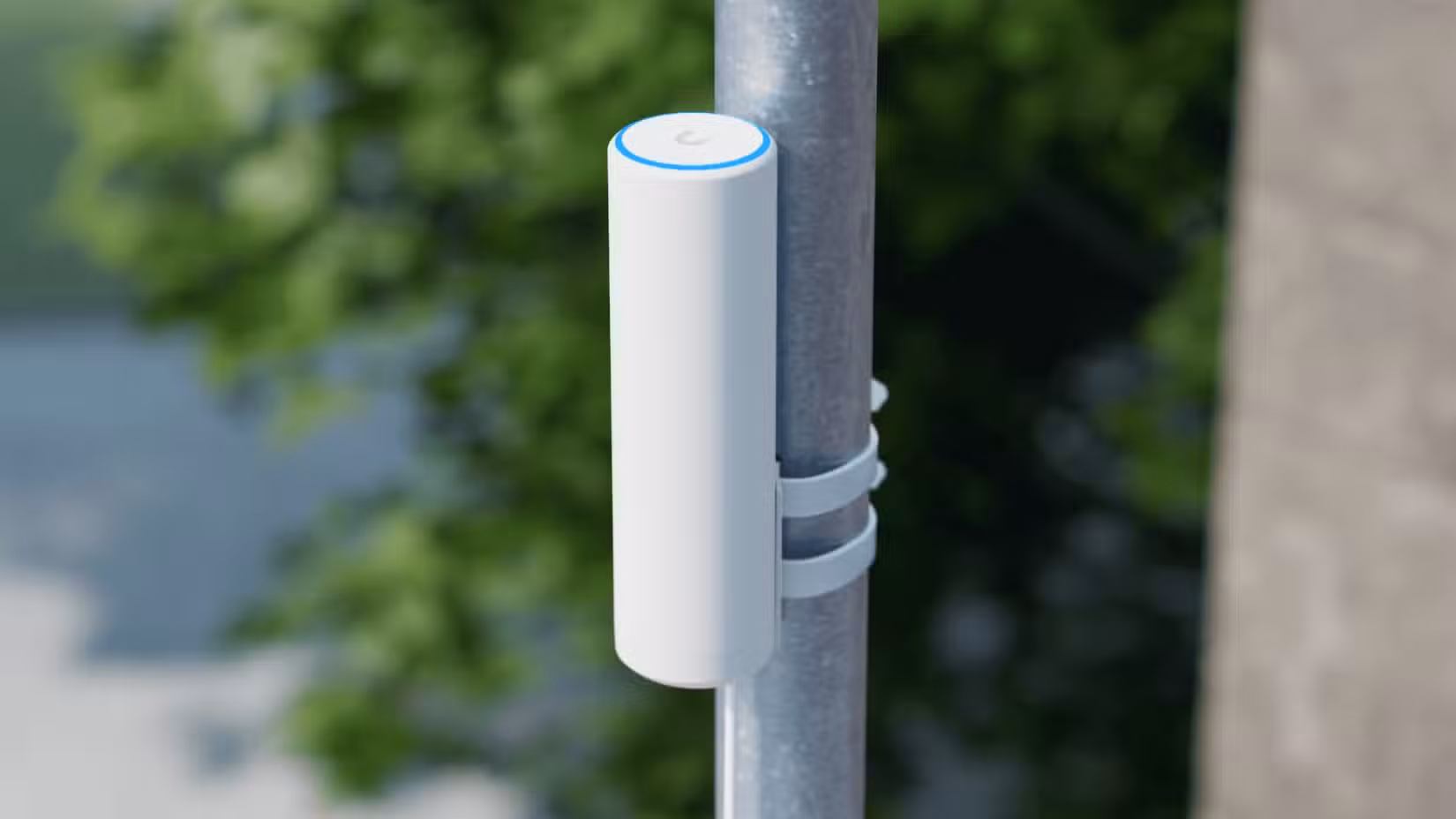 /images/unifi-u7-mesh.jpg