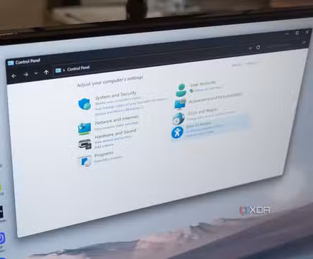 /images/windows-11-control-panel.jpg