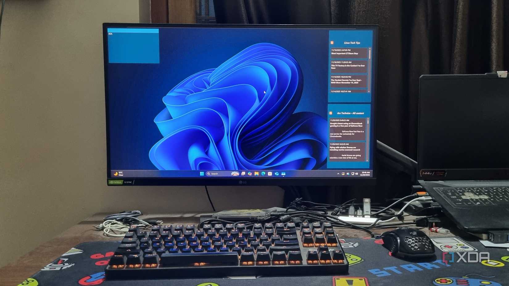 /images/windows-11-desktop-with-widget-launcher-widgets.jpg
