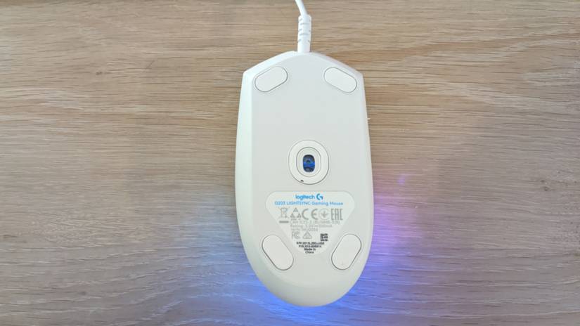 /th/images/Logitech-G203-Bottom-View.jpg