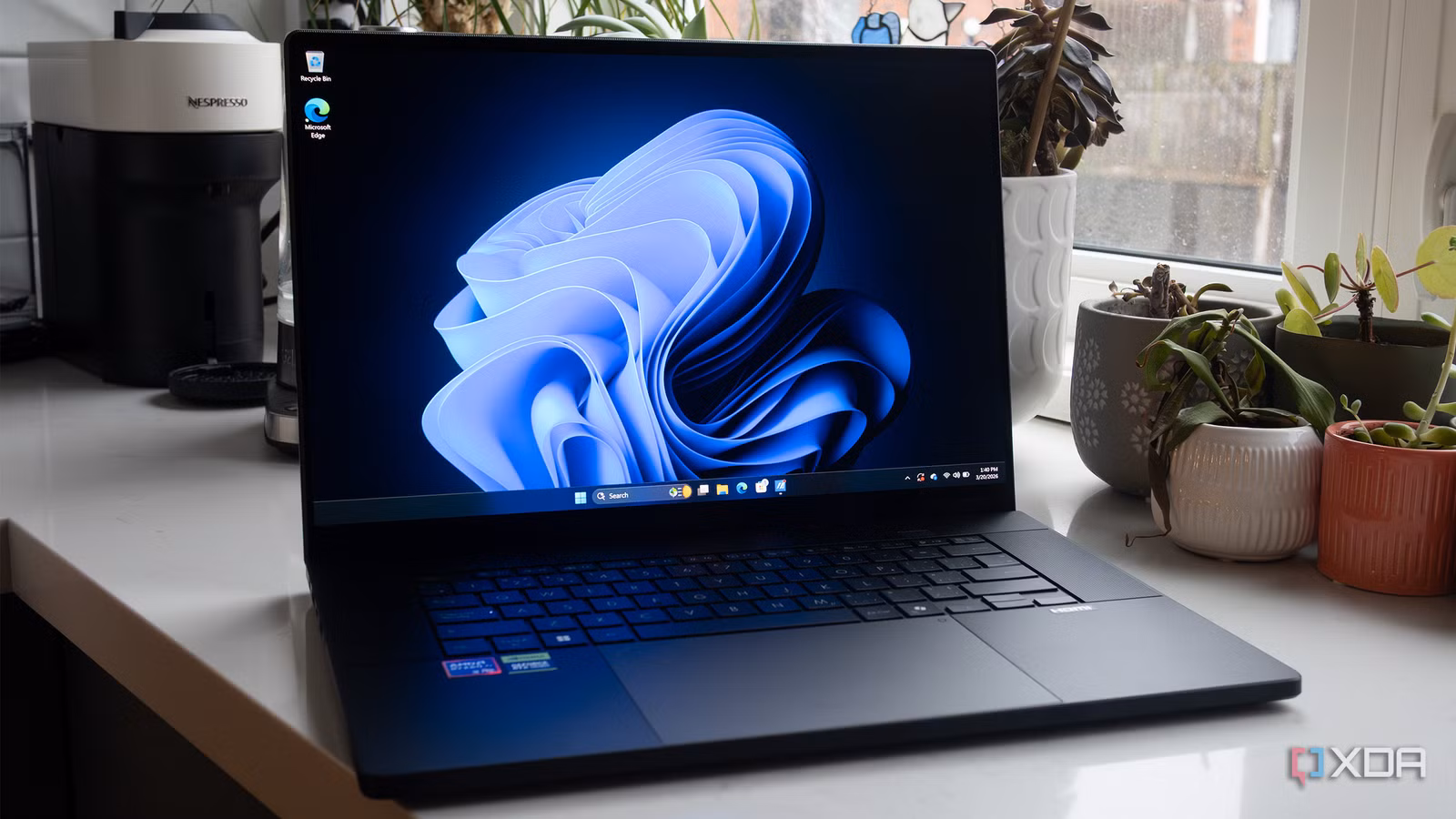 /th/images/asus-proart-laptop-windows-11.jpg