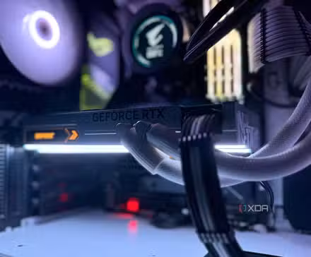 /th/images/graphics-card-inside-a-pc.jpg