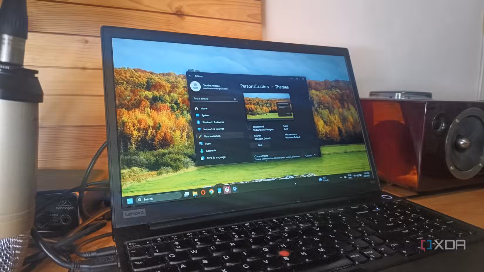 /th/images/windows-11-laptop-showing-the-theme-personalization-window.jpg